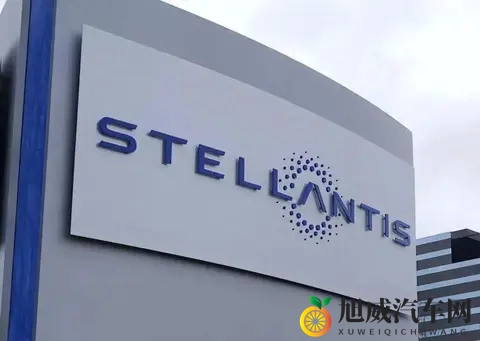 黑人 迪克 娇小 紧 实:黑人身材娇小,曲线紧实引人注目-1