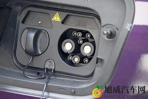 17万预算想买中大型SUV，这款车增程系统+5座布局，适合家用-3