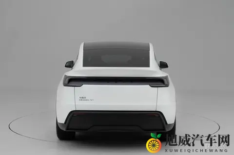 Model Y长续航后驱版上市 2858万起_纯电续航为821km-2