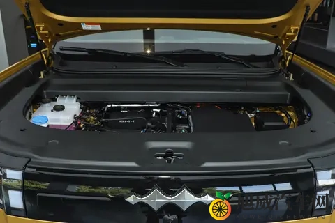 带娃全家游，为什么我会推荐方程豹钛7？这几点让我真香-3