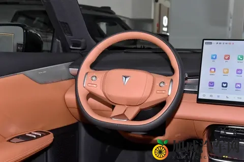 深蓝S05长续航版：金钟罩电池，3C快充，620公里续航，家用如何？-3