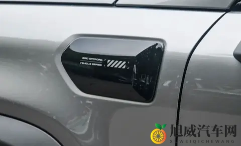 “油老虎”退散？BJ40增程元境智行版来了-1