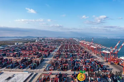 1-10 月新能源汽车暴增 33%，外贸 + 民资齐发力，三大信号藏不住了？-2