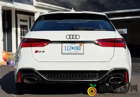 新款奥迪RS6发布，售价约93万元，搭载40T V8发动机+四驱-3