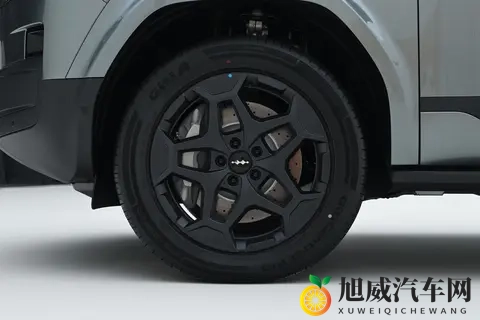 方程豹钛7：既能野又能家，是时候告别选车纠结症了-2