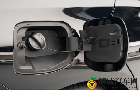 采用插混动力!后排比肩天籁,日产N6售价或不到10万元-2