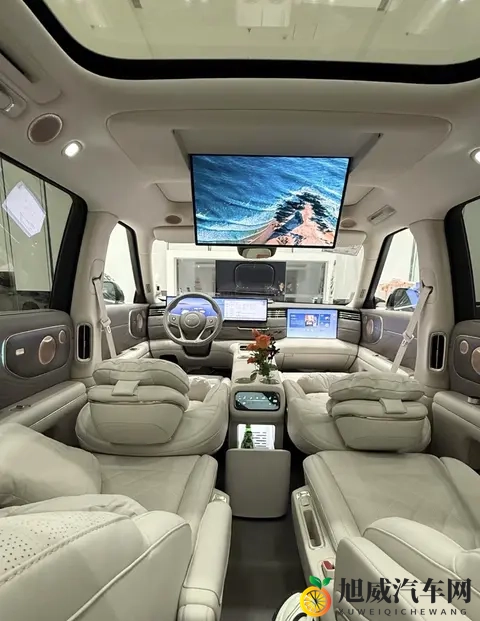 “外滩凯雷德”?智己LS9到店,长近5米3,标配空气悬架+激光雷达-3