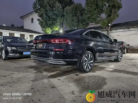 三年帕萨特星空版，12万拿下，宜商宜家好选择-1