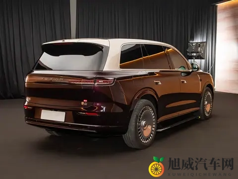 东风造了台“库里南”，配华为“全家桶”+三腔空悬，外观很霸气-3