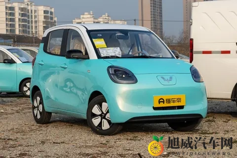 2025 款五菱宏光 MINIEV 购车手册：三款车型详细对比-3