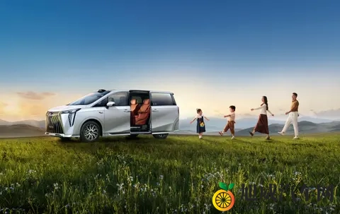 传祺M8向往宗师来了！全球首创后风窗气囊，Momenta智驾+激光雷达-2