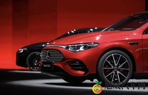 比吉利银河A7还小一圈的车，却被奔驰卖出了“天价”-2