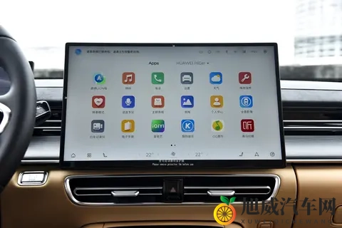 吉利星瑞对比艾瑞泽8 PRO，高性能家用车怎么选？看完这篇就知道了-1