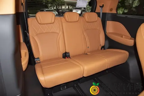 魏牌高山 7 体验记：家用 MPV 的实用新选择-3