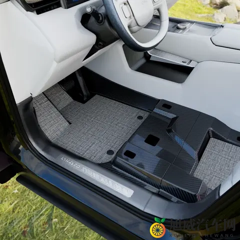 我的领克900换了这款布纹地板，舒服到忍不住想夸！-1