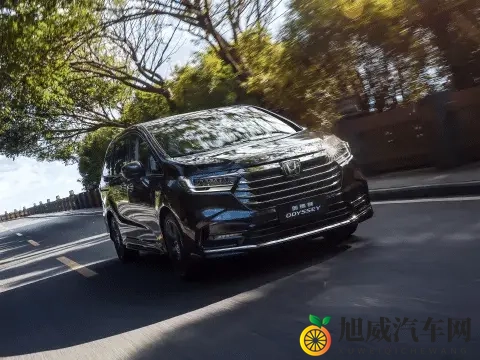 混动油耗 588L!奥德赛 5 款配置解析,4 万差价换电动侧滑门值吗?-2