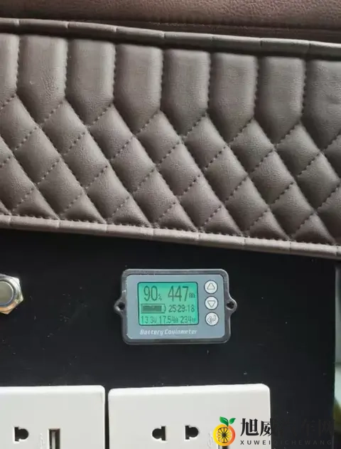 不是买的，是造的！福特全顺改成“小家”的男人，太会玩了！-2