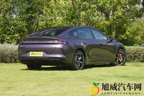 预售1199万起，轴距2922mm，62s破百，配激光雷达，长安启源A06-3