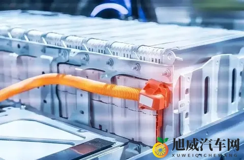 合资强势反扑？奔驰固态电池实测1205km，国产新能源慌了？-1