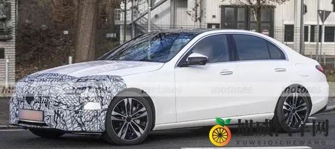 全新奔驰C级要来了，长得越来越高档了！-1