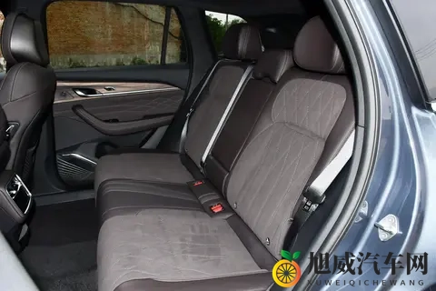 星越L:燃油SUV卖不动?不存在的!凭实力赢得85万车主青睐-3