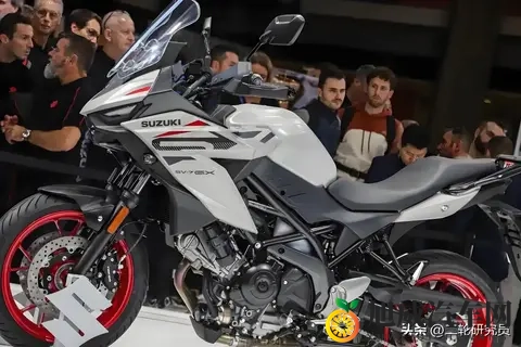 摩旅新手必看！SV-7GX的5个关键配置解析-1