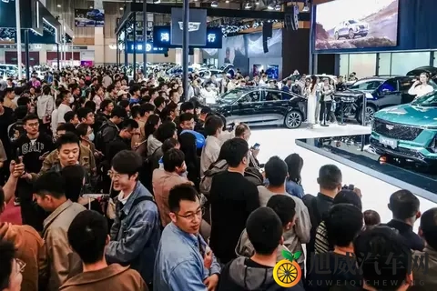 先做靠谱的车，再当懂你的客厅：购车决策的平衡之道-1