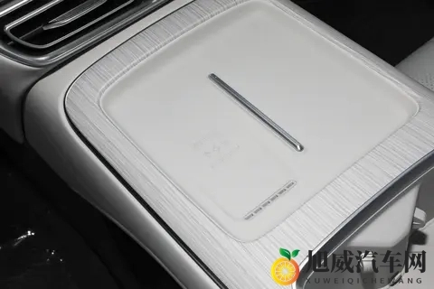 深蓝 S09：6 座 SUV 新选项，空悬 + CDC 加持，颜值可圈可点-2