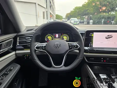 2688万！收台准新大众途昂，家用旗舰SUV一步到位-3