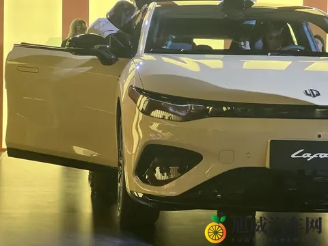 “国民法拉利”——Lafa5上市了～-1