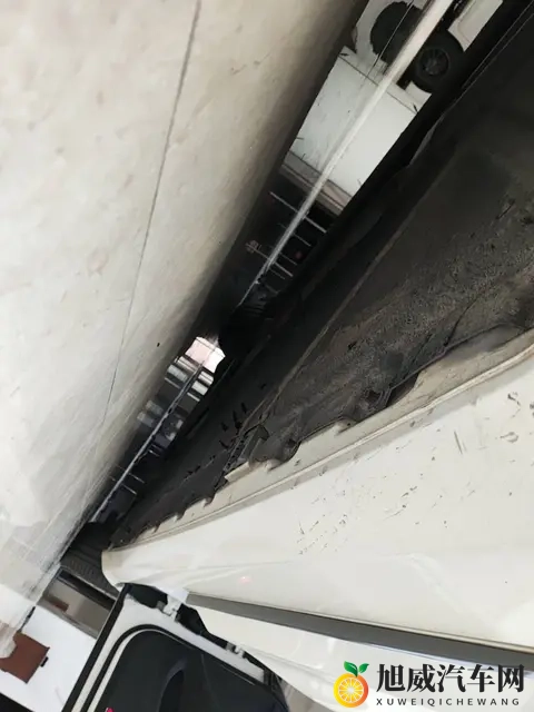 十年磨砺，优雅依旧——18年奔驰E300L，9万公里正当年！-1