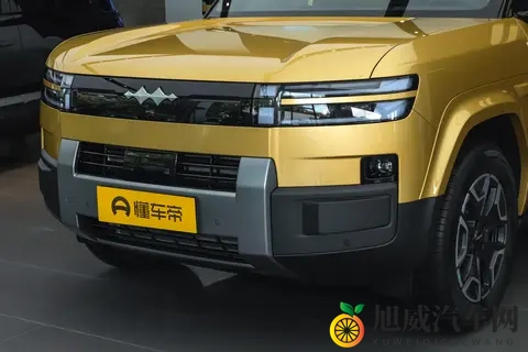 方程豹钛7试驾：这车到底能不能买？全家一起看车才靠谱-2