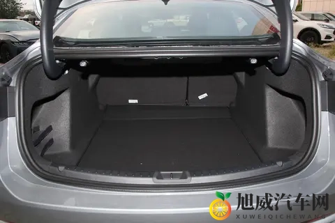 15 万内合资 B 级车有 254 马力?蒙迪欧实测够劲吗-3