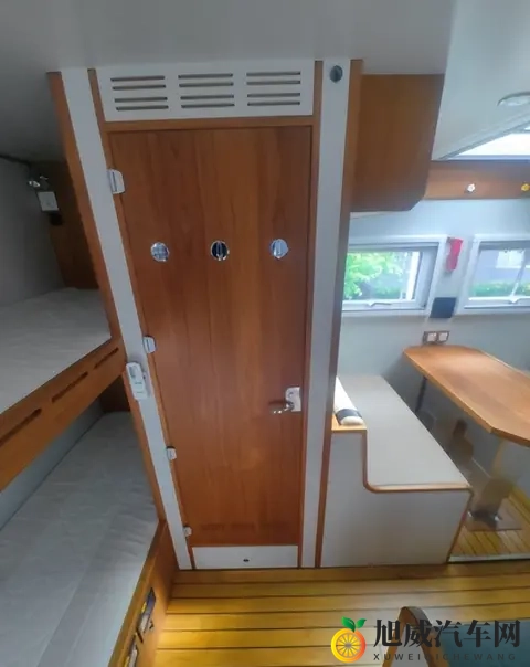 奔驰旅居车：从野性到居家到底怎么选-2