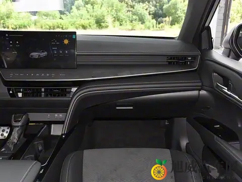 丰田汽车第二季度财务业绩分析：利润波动与未来展望-3