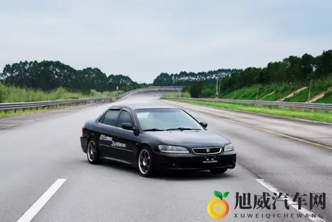 6代雅阁耐力挑战赛:一面照见本田过往与未来的镜子-1