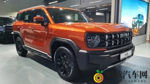 两个男生吃我胸：新能源汽车续航突破，揭秘未来环保出行新趋势-2