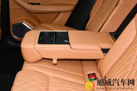 拒绝新能源！领克09燃油大五座：全时四驱+Nappa真皮-3