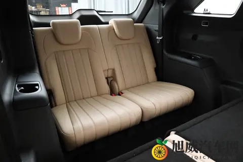 15万预算想买中型SUV?捷途山海L7 PLUS:这才是旅行小房车!-1