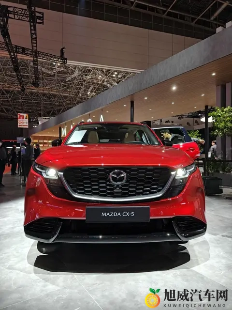 实拍新一代马自达CX-5欧版：可预见的不愁卖，但长马动作要加快-3