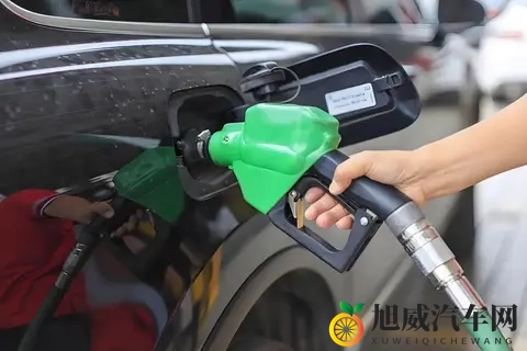 造车“赚钱密码”曝光！10万车6万成本，电池芯片赚走大半利润-2