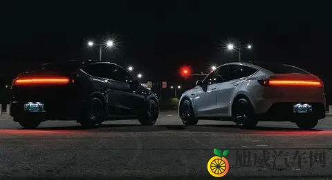 特斯拉Model Y长续航后轮驱动版终于来啦，续航821公里，猛不猛-2