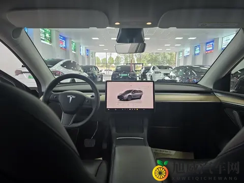 15万多开走!22年Model Y,圆你纯电出行梦-3