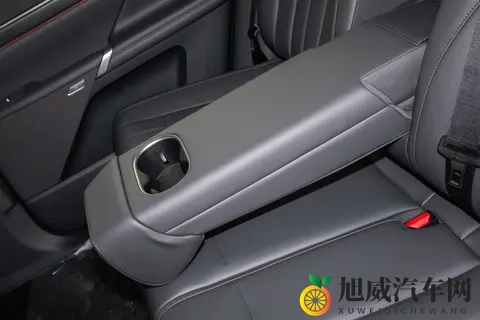 东风奕派eπ0082026款五座版,冰箱彩电+超级大五座,家用真香-1