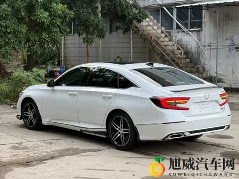 一手准新雅阁，260TURBO幻夜版，13万多开回家！-2