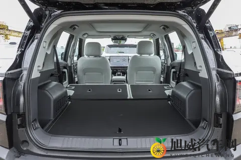 捷途山海T1：2025款，方盒子造型，三电机四驱，可电可混-2