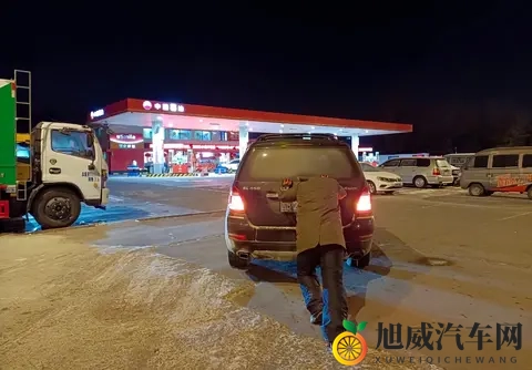 拖到修理厂拆开一看,机油泵都快憋坏了,盲目加0W-20机油的代价-3