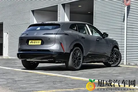 华为乾崑ADS 4+鸿蒙座舱，这款SUV“满配”开卷-1