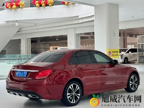 十年老友价,圆你奔驰梦——二手2017款C200运动版-3