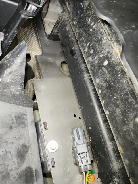 48万多拿下陆地猛虎，一手准新路虎揽胜运动版-2